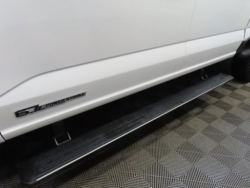 Used 2025 Ford F250 Platinum image 44