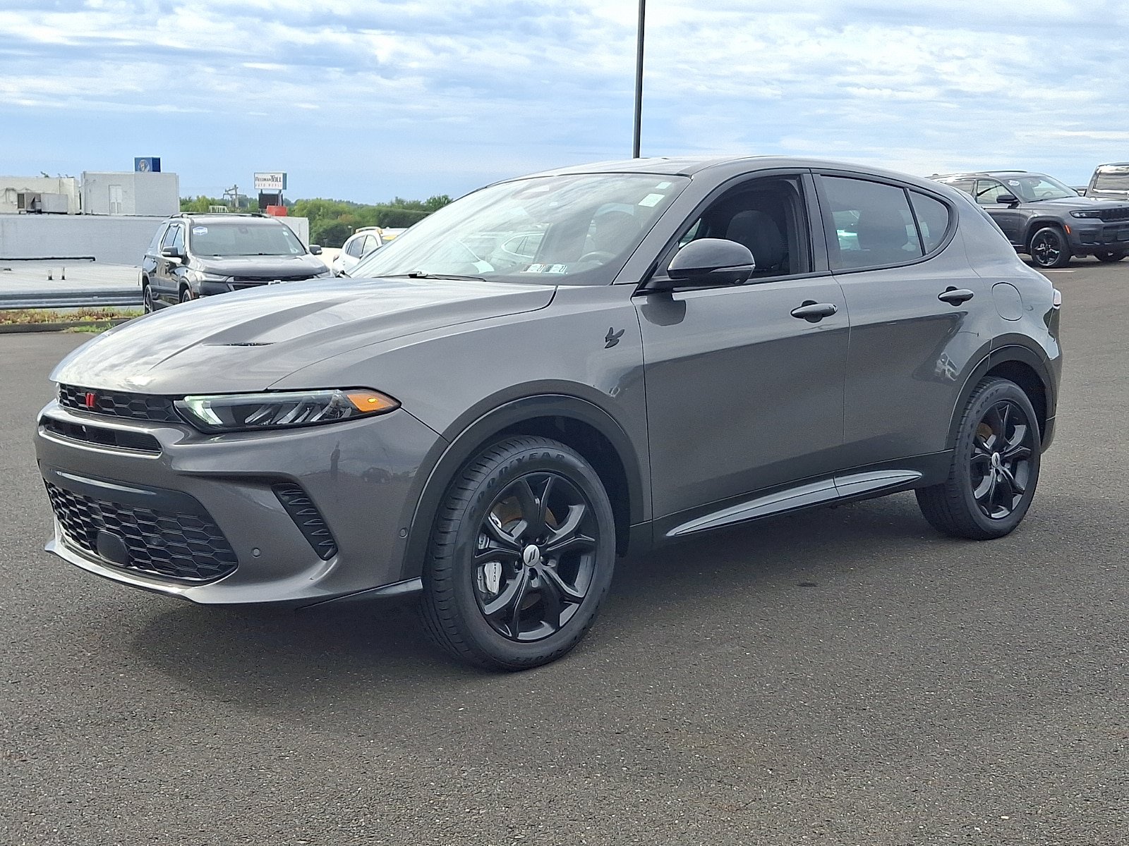 Used 2024 Dodge Hornet R/T Plus w/ Tech Pack Plus w/o Parking AWD/4WD image 3