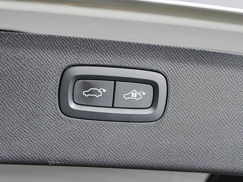 Used 2021 Volvo XC90 T6 Inscription w/ Lounge Package AWD/4WD image 33