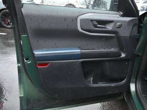 Used 2023 Ford Bronco Sport Outer Banks image 12