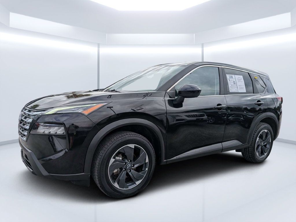 Used 2025 Nissan Rogue SV AWD/4WD image 9