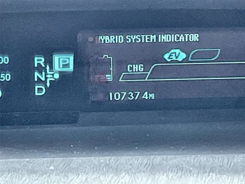 Used 2015 Toyota Prius Three w/ Solar Roof Package image 20