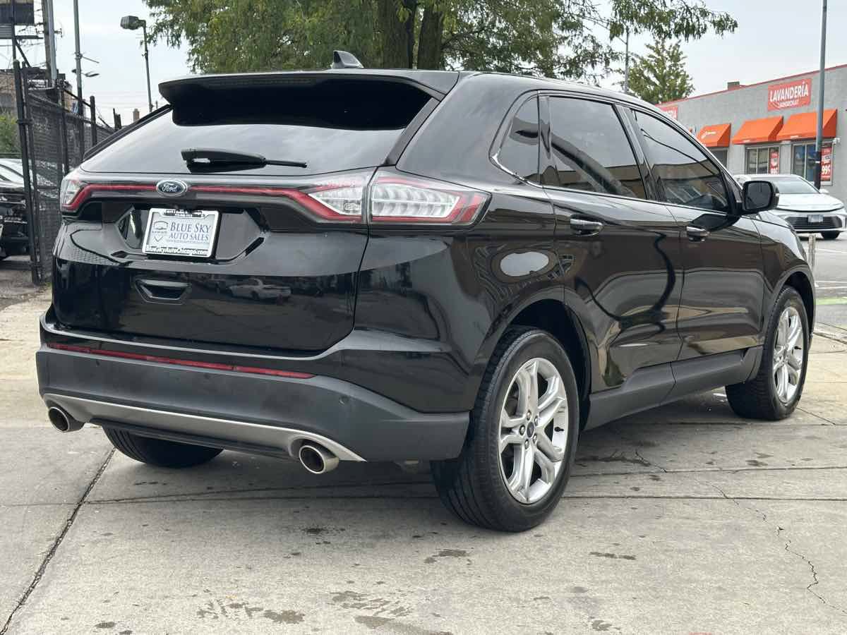 Used 2018 Ford Edge Titanium AWD/4WD image 5