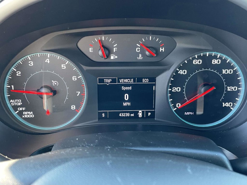 Used 2025 Chevrolet Malibu LT FWD image 21