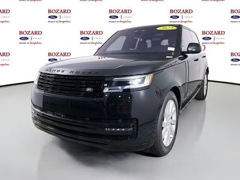 Used 2023 Land Rover Range Rover SE AWD/4WD image 4