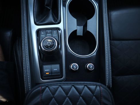 Used 2018 Nissan Maxima Platinum FWD image 24