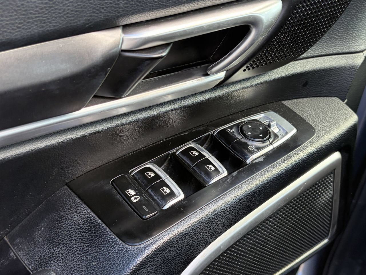 Used 2024 Kia Telluride S w/ S Sunroof Package AWD/4WD image 10