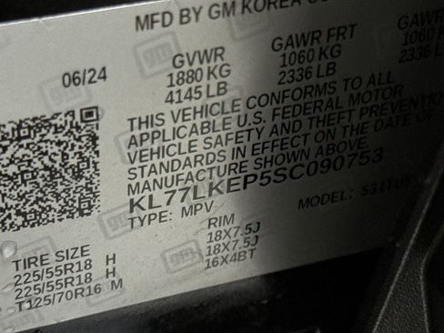 Used 2025 Chevrolet Trax ACTIV w/ Sunroof Package FWD image 28
