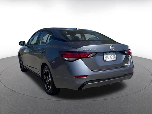 Used 2025 Nissan Sentra SV FWD image 11