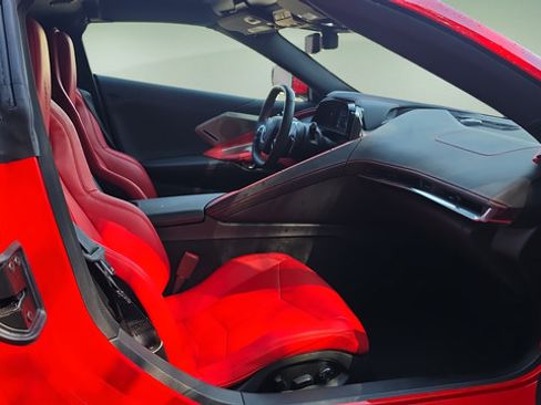 Used 2023 Chevrolet Corvette Stingray Preferred Cpe w/ Z51 Performance Package RWD image 8