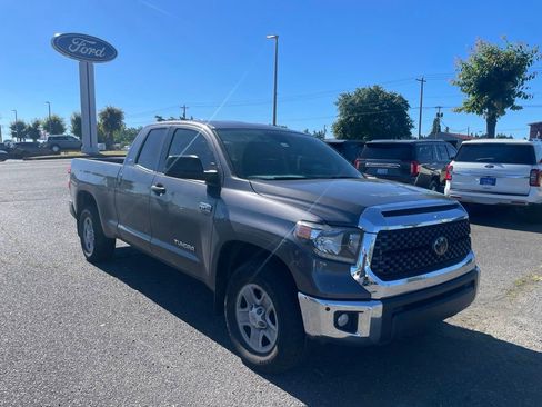 Used 2021 Toyota Tundra SR5 RWD image 3