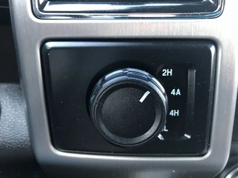 Used 2019 Ford F150 Platinum image 33