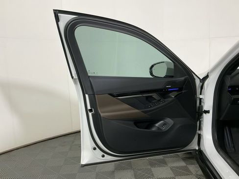 Certified 2025 BMW 530i w/ M Sport Package RWD image 19
