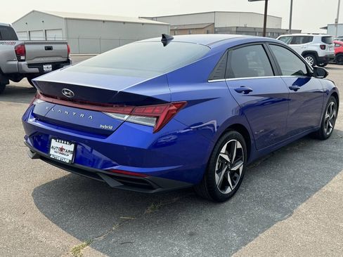 Used 2023 Hyundai Elantra Limited FWD image 4