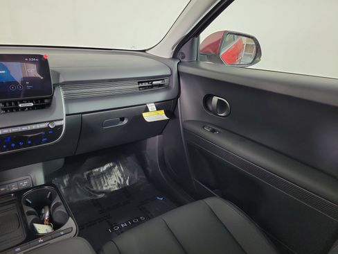 New 2026 Hyundai Ioniq 5 SEL image 7