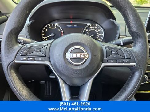 Used 2024 Nissan Altima 2.5 SV FWD image 26