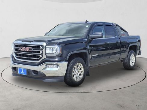 Used 2017 GMC Sierra 1500 SLE w/ SLE Value Package AWD/4WD image 1