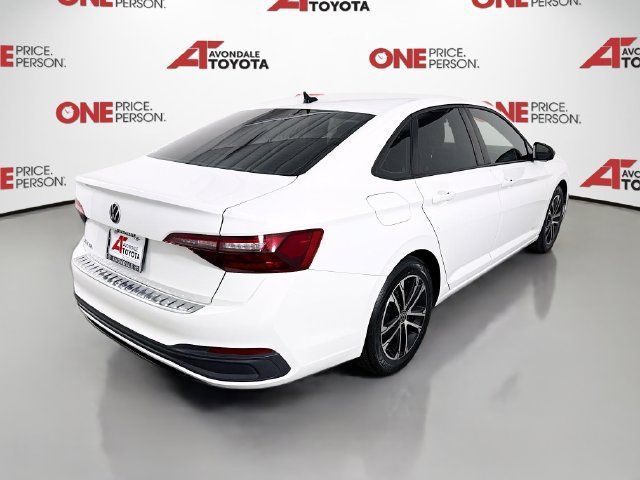 Used 2022 Volkswagen Jetta Sport FWD image 7
