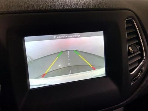 Used 2019 Jeep Compass Sport FWD image 19