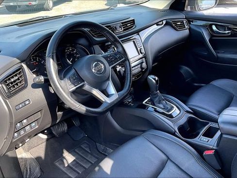 Used 2022 Nissan Rogue Sport SL AWD/4WD image 12