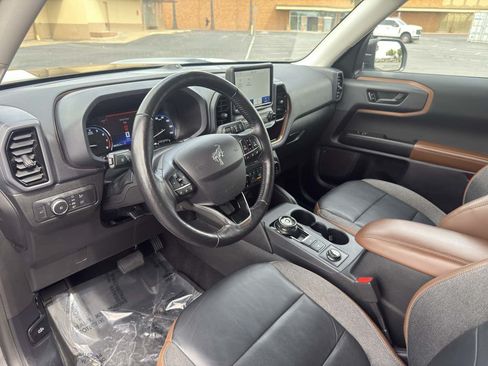 Used 2022 Ford Bronco Sport Outer Banks w/ Tech Package AWD/4WD image 14