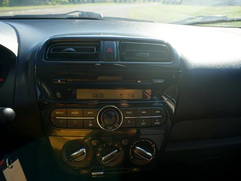 Used 2017 Mitsubishi Mirage ES image 28