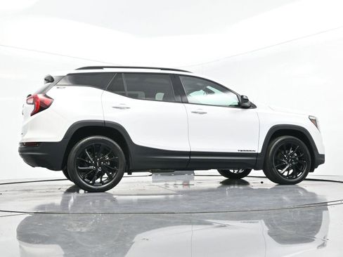 Used 2023 GMC Terrain SLT w/ Elevation Edition image 56