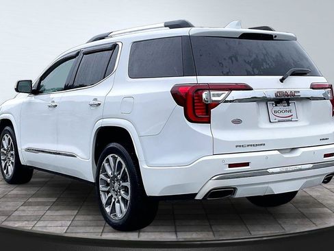 Used 2023 GMC Acadia Denali w/ Denali Technology Package AWD/4WD image 3