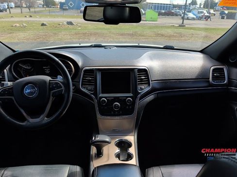 Used 2014 Jeep Grand Cherokee Limited image 16