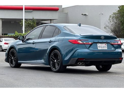 Certified 2025 Toyota Camry SE image 6