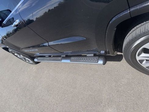 Used 2018 Jeep Grand Cherokee Overland image 11