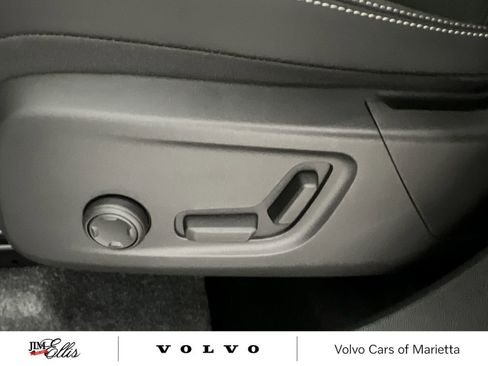 New 2026 Volvo XC40 B5 Ultra w/ Climate Package image 14