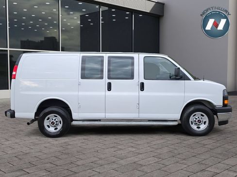 Used 2024 GMC Savana 2500 w/ Driver Convenience Package RWD image 6