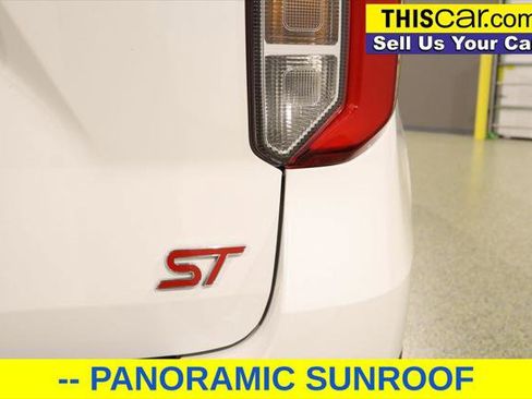 Used 2023 Ford Explorer ST w/ Equipment Group 401A image 10