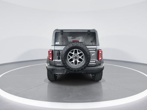 Used 2025 Ford Bronco Badlands image 7