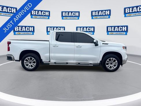 Used 2024 Chevrolet Silverado 1500 LTZ w/ LTZ Premium Package AWD/4WD image 9