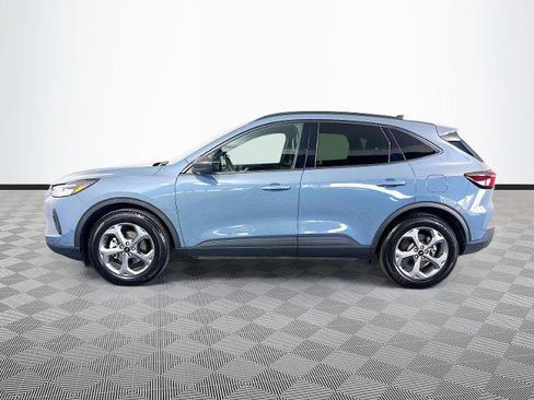 Certified 2025 Ford Escape ST-Line FWD image 4