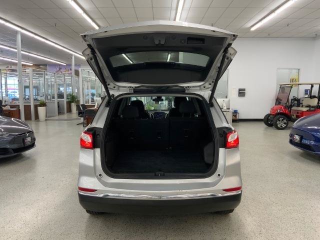 Used 2021 Chevrolet Equinox LT w/ Driver Convenience Package AWD/4WD image 32