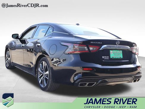 Used 2020 Nissan Maxima 3.5 SV w/ Floor Mat Group FWD image 3