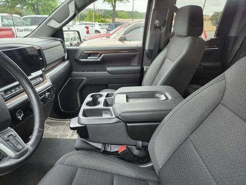 Used 2023 Chevrolet Silverado 1500 LT image 6