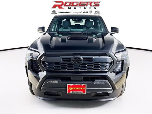 New 2026 Toyota Tacoma TRD Sport image 2