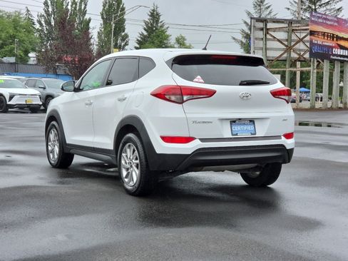 Used 2018 Hyundai Tucson SE AWD/4WD image 4