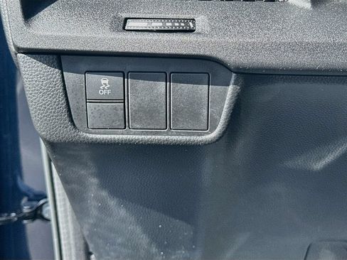 Used 2025 Honda CR-V EX image 10