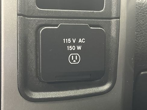 Used 2018 RAM 2500 Big Horn w/ Sport Appearance Group image 23