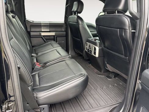 Used 2018 Ford F150 Lariat w/ Equipment Group 502A Luxury AWD/4WD image 13