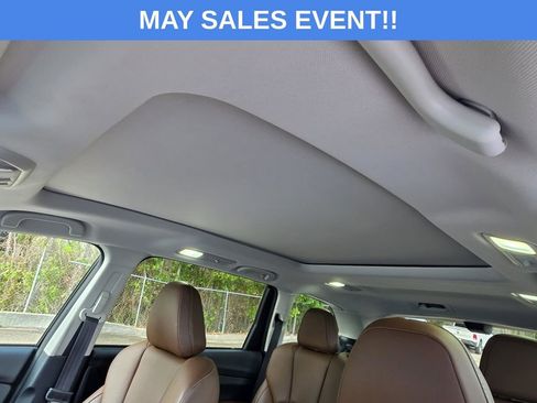 Used 2023 Subaru Ascent Touring AWD/4WD image 9