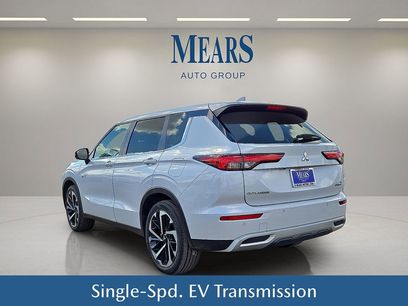 Used 2023 Mitsubishi Outlander SE
