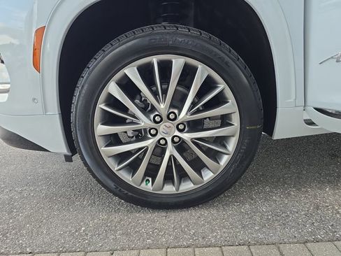 New 2026 Buick Enclave Avenir FWD image 33