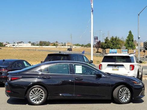 Used 2019 Lexus ES 350 Ultra Luxury FWD image 3
