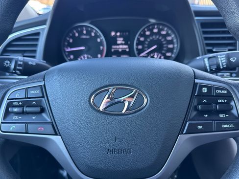 Used 2018 Hyundai Elantra SEL image 21